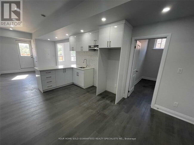 Photo du bâtiment - 15229 Yonge St