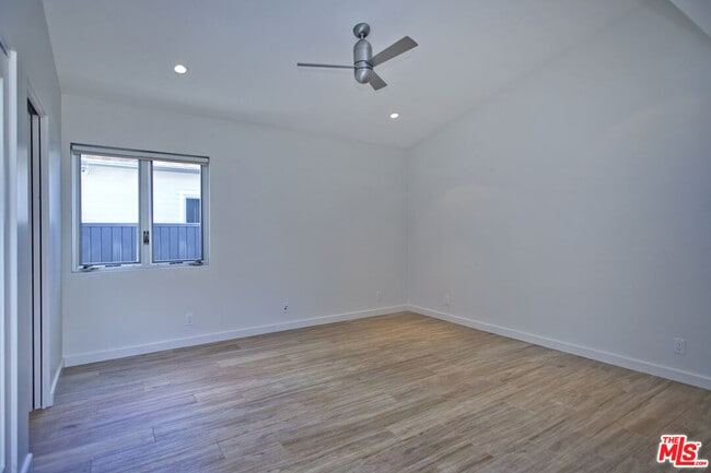 Foto del edificio - 806 6th Ave