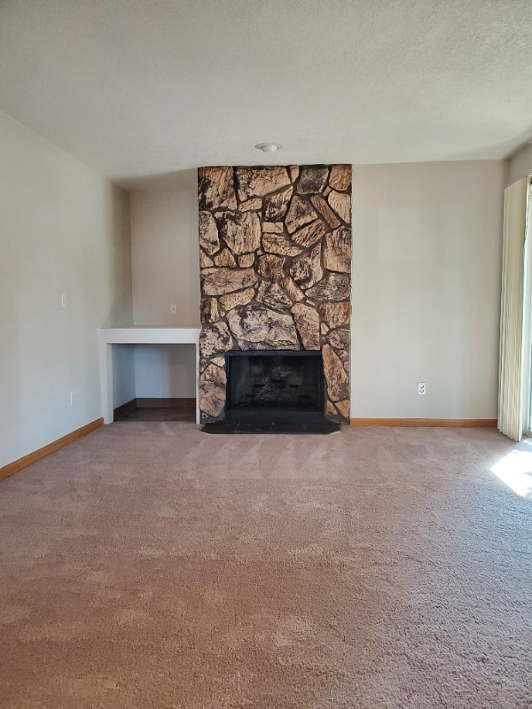 Building Photo - 2019 Simpson Ave