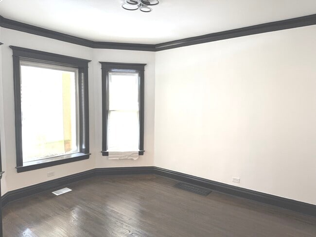 Foto del edificio - 6522 S Paulina St