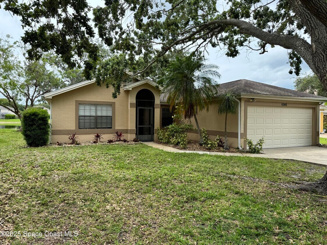Foto principal - 6946 Hammock Lakes Dr