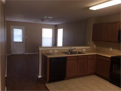 Foto del edificio - 846 Indian Meadow Dr