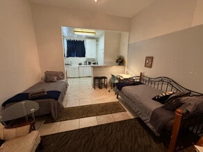 Building Photo - 688 Nebraska St