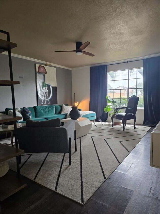 Foto del edificio - 6402 Frosty Brook Dr