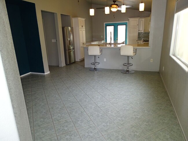 Foto del edificio - 3 Bedroom Single Story Northwest Vegas Home