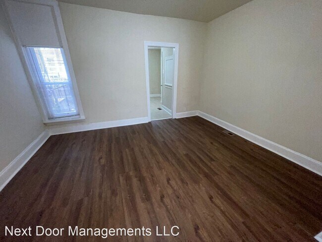 Building Photo - 3 br, 1 bath House - 122 N Sickels Street