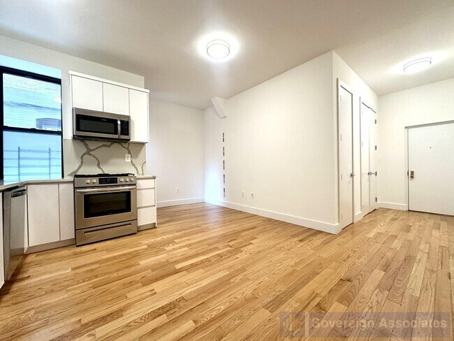 Foto del edificio - 609 W 137th St