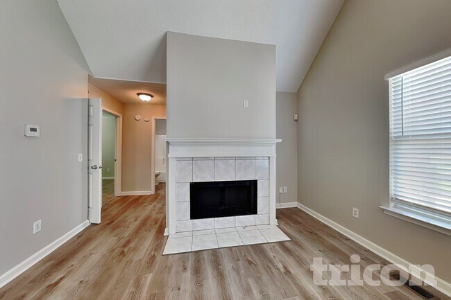Building Photo - 6316 Wellington Ct