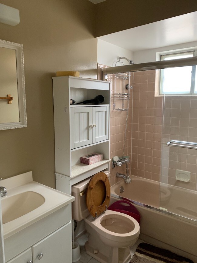 Foto del edificio - 2892 Victory Blvd