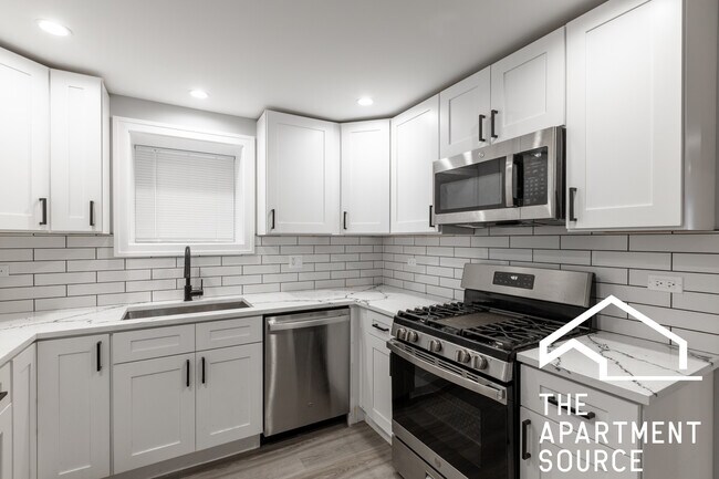 Photo - 4319 N Francisco Ave Apartment