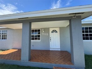 Building Photo - 7135 SW 13th St