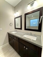 Building Photo - 1613 Milby St