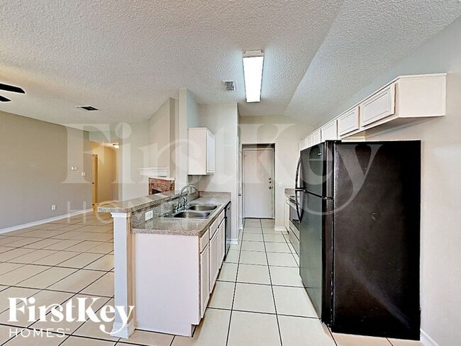 Building Photo - 7116 Ranger Way