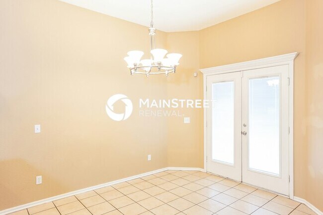 Foto del edificio - 4 Bedroom Pet-Friendly Home in Oklahoma Ci...