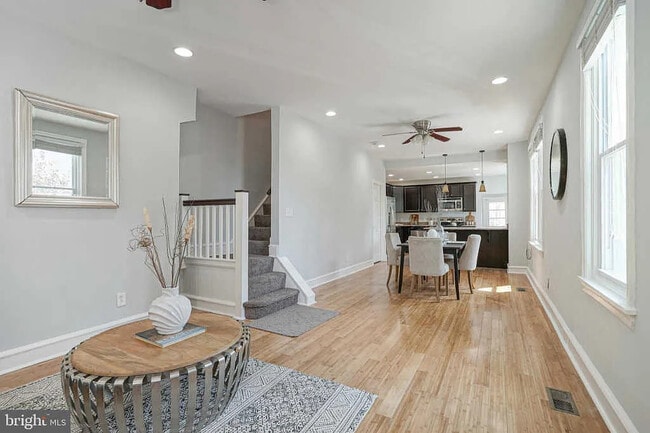 Building Photo - 217 Shurs Ln