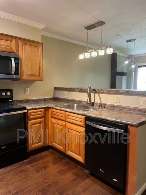 Foto del edificio - 4427 Townhouse Way