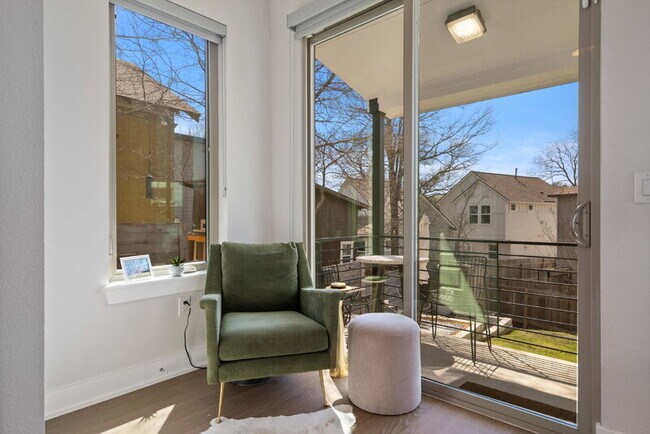 Foto del edificio - 1324 Delano St