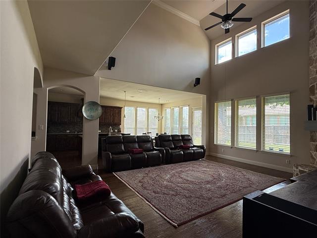 Foto del edificio - 405 Desert Willow Ln