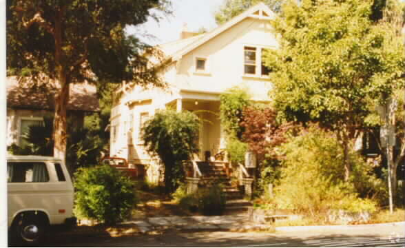 Building Photo - 1708 Milvia St