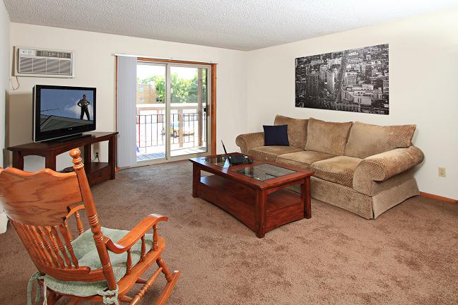 Living Room -- 1 BR - Cobblestone Court