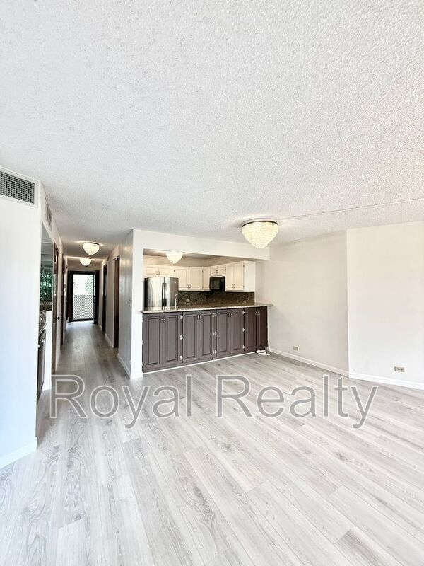 Foto del edificio - 555 Hahaione St