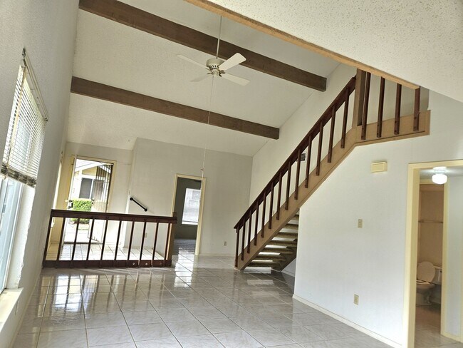 Foto del edificio - 6172 W Airport Blvd
