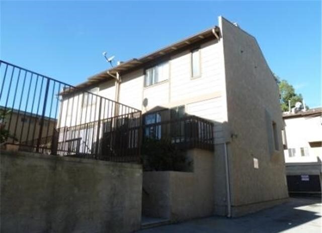 Building Photo - 15012 Parthenia St