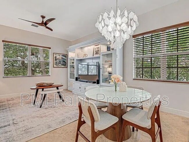 Foto del edificio - 9773 Bowline Dr