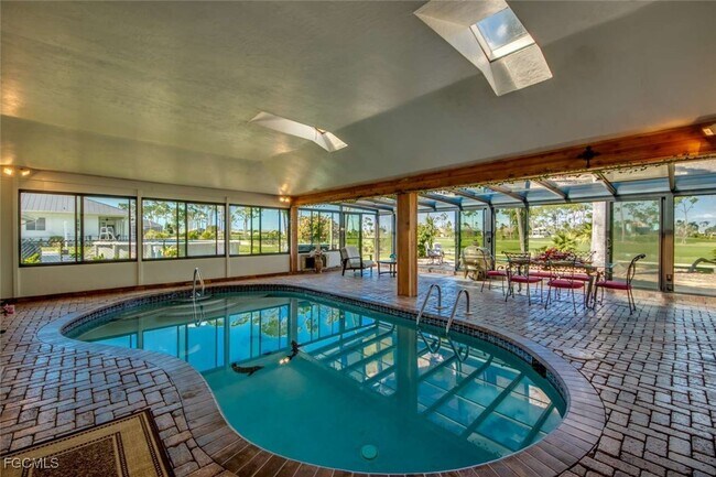 Foto del edificio - 1229 SW 21st Terrace