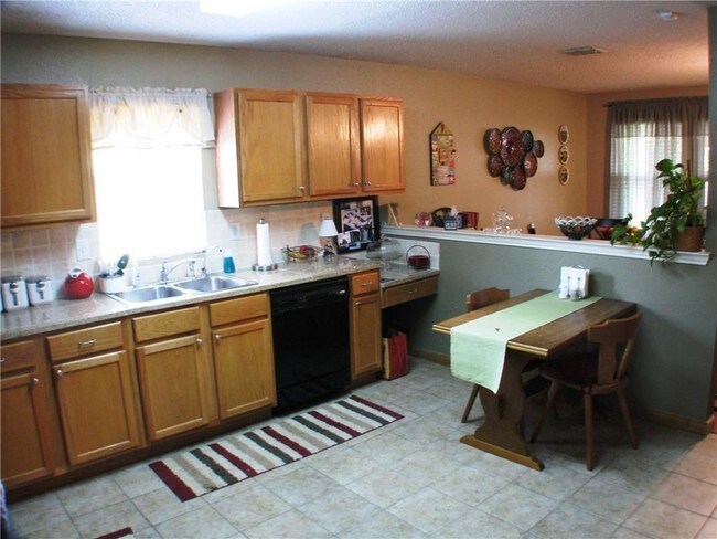 Foto del edificio - 8512 Serenity Way