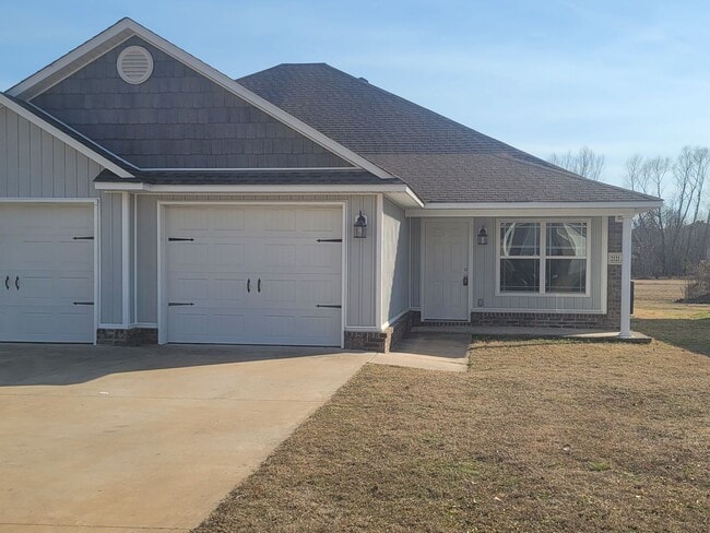 Building Photo - 2121 Ingalls Ln