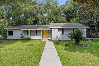Building Photo - 1716 SW 77th Terrace