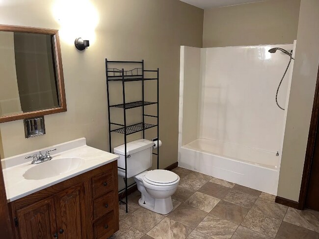 Foto del edificio - 722 W North St