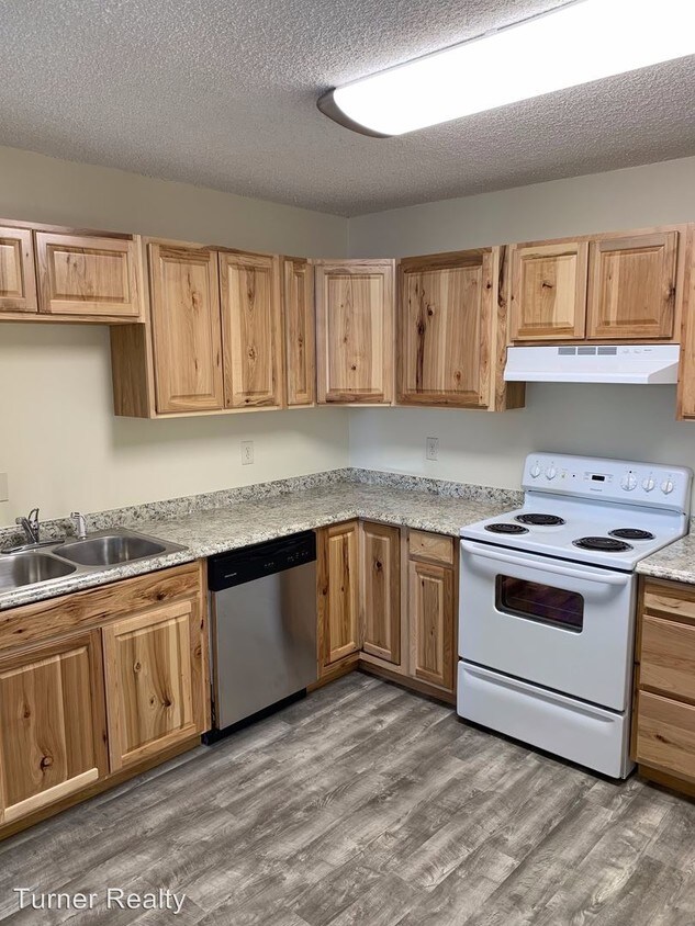 Foto principal - 2032 Estes Ln