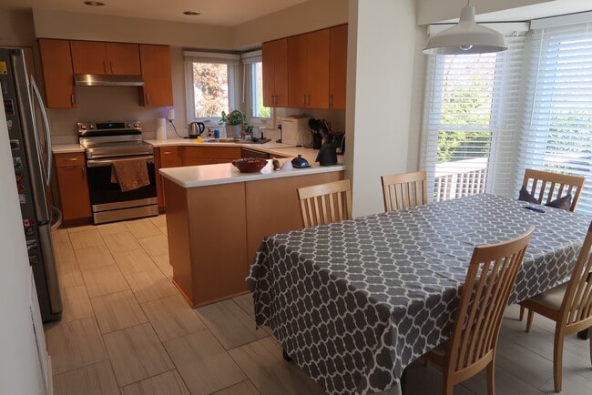 Foto del edificio - 4501 Deane Ct