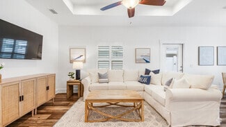 Building Photo - 304 Casa Pl