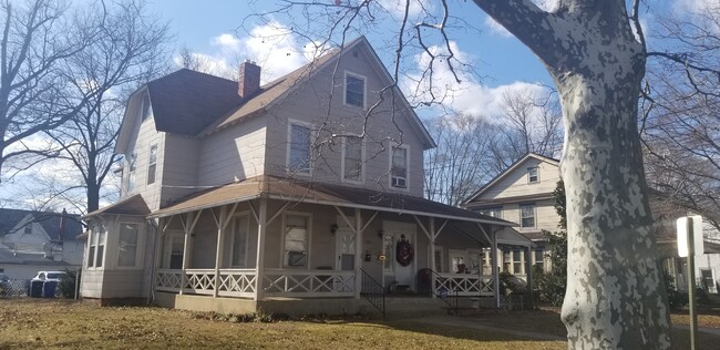 Building Front - 325 Union Ave