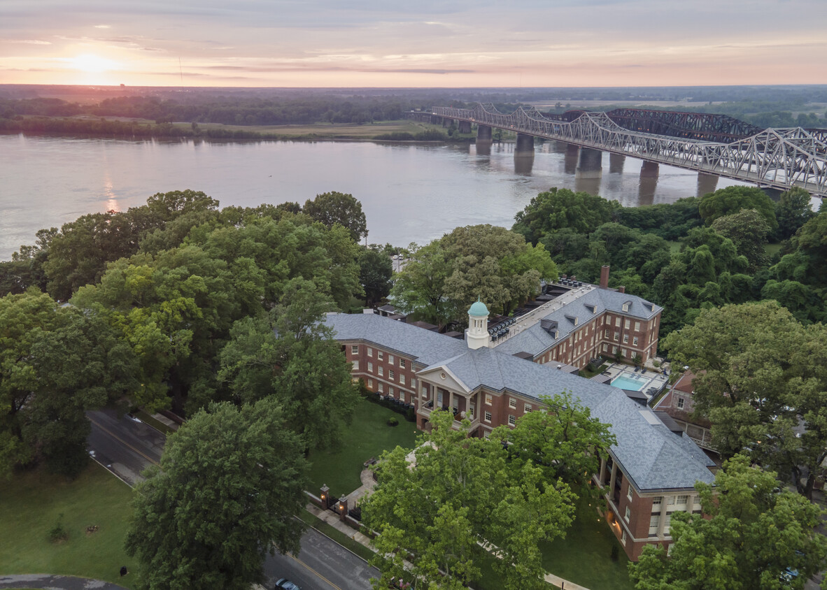 Photo Credit Leland Kent - The Marine Residence