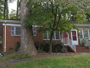 Building Photo - 3818 Winfield Dr