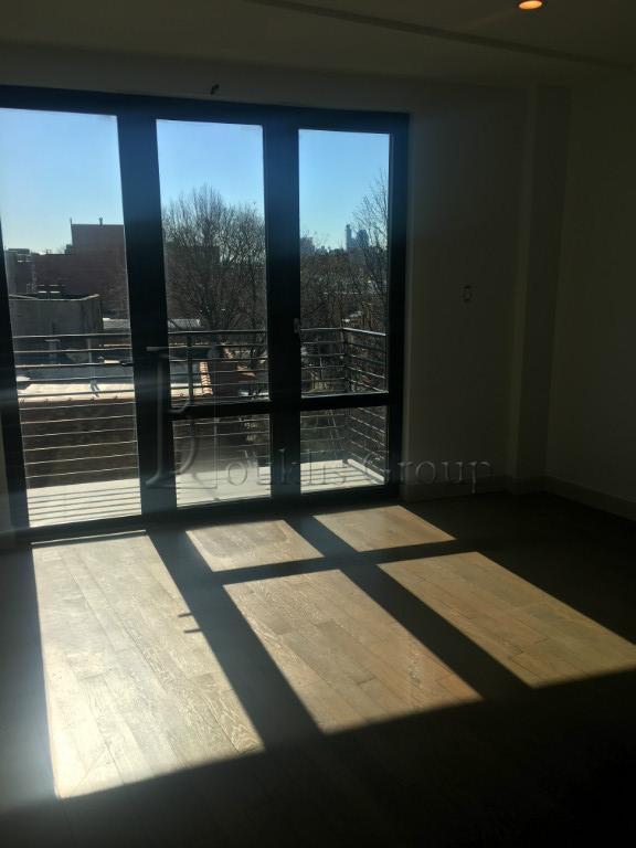 Foto del edificio - 3516 Astoria Blvd