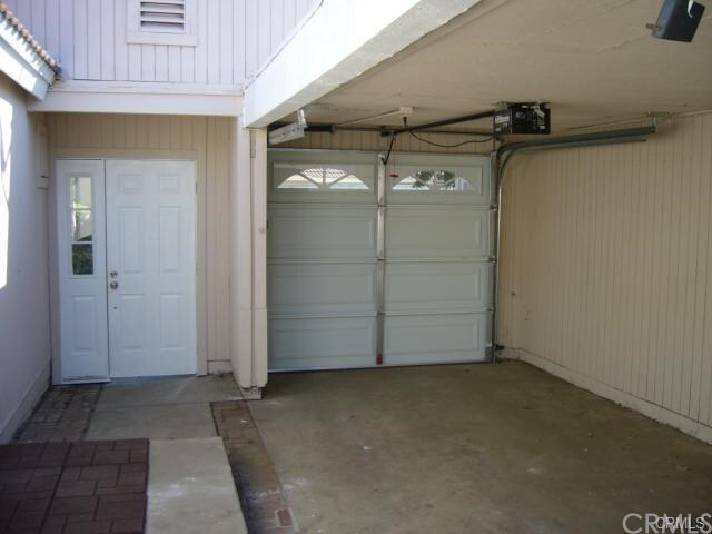 Building Photo - 1737 W Holt Ave