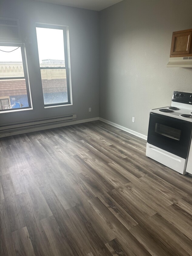 110 S Webster Ave, Omro, WI 54963 House Rental in Omro, WI