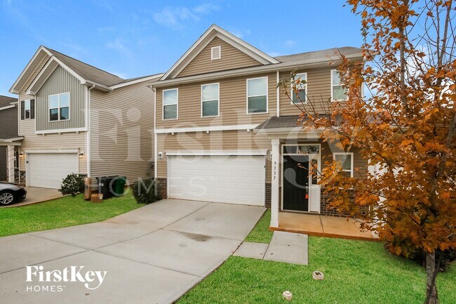 Building Photo - 9337 Sloan Forest Dr