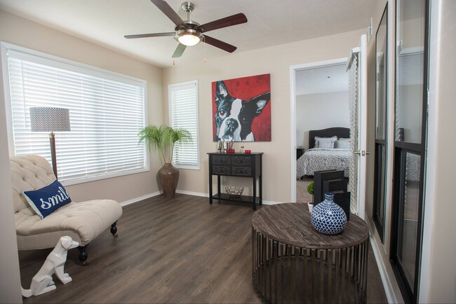 Spacious Living Room - Ridge Crossings Apartments