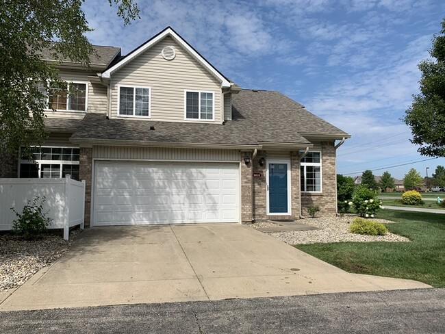 Building Photo - Awesome Condo in Franklin Township!