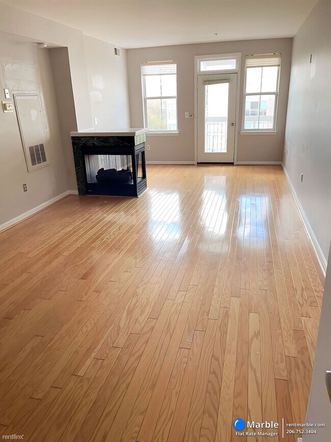 Foto del edificio - 2 br, 2 bath Condo - 2004 11th St NW Apt 435