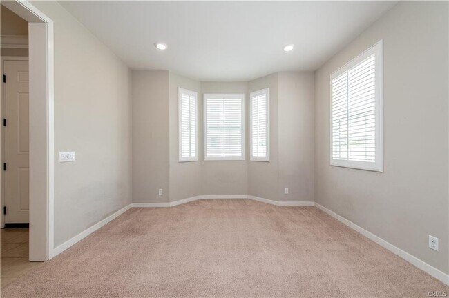 Building Photo - 113 Cultivate, Irvine, CA 92618 - 4 BR 4 B...