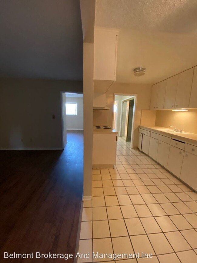 Building Photo - 3402 Gundry Ave
