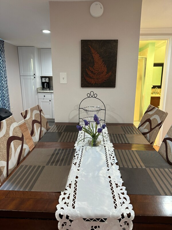 Foto del edificio - 50 August Ct