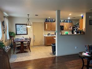 Building Photo - 2913 Lake Terrace Dr